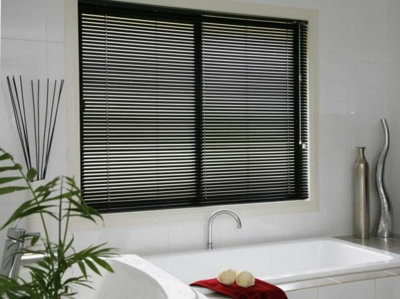 Harrisons Curtains Blinds, Clean Venetian Blinds Bathtub